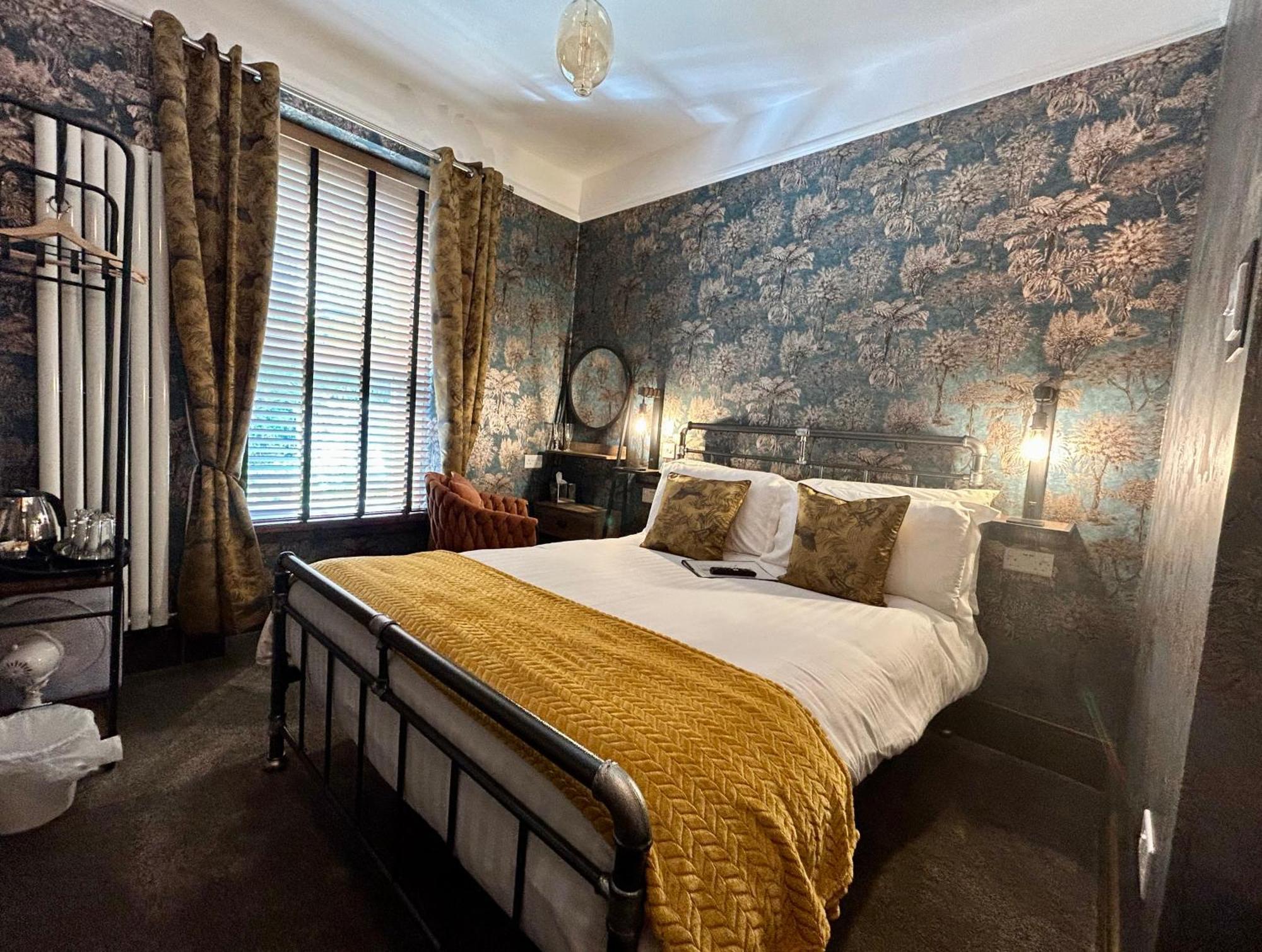 The Devonshire Villa อิลฟราคูมบ์ ภายนอก รูปภาพ